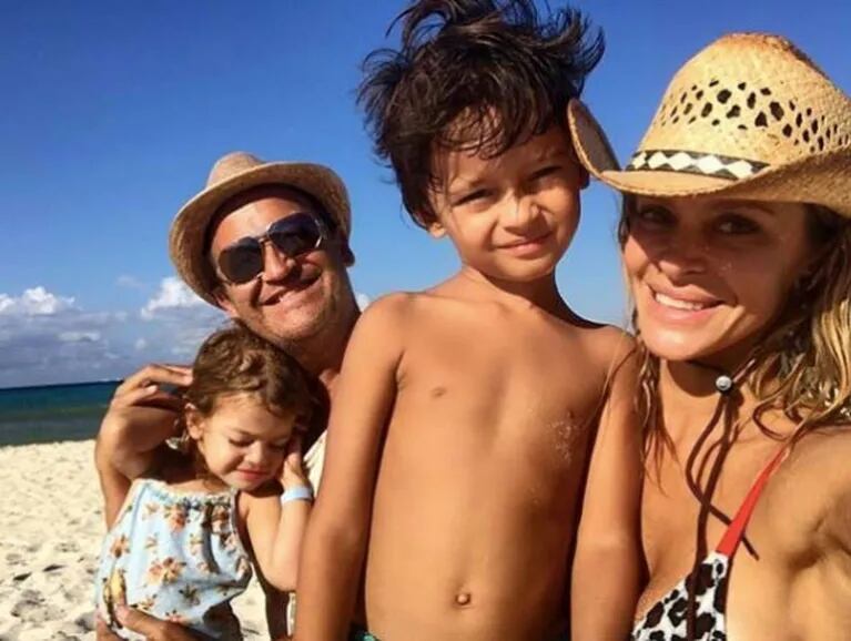 El viaje familiar de Vanina y Silvina Escudero a Playa del Carmen: tiernas fotos y lomazos al sol