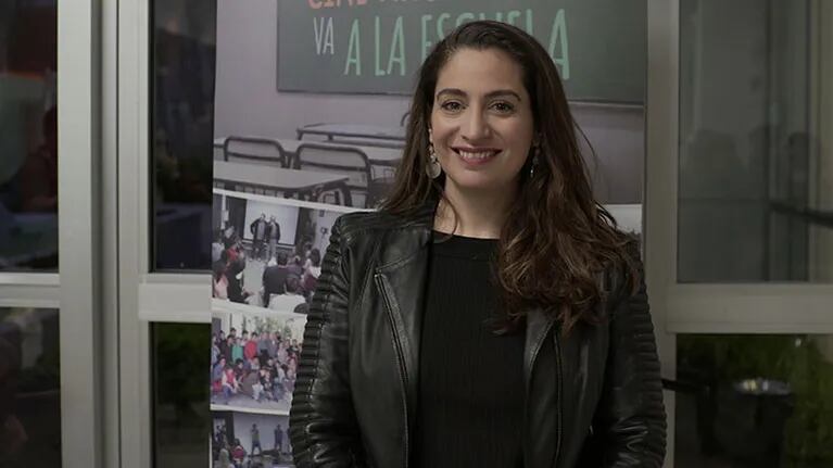 Muriel Santa Ana en la presentación del documental El cine argentino va a la escuela