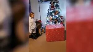 Este soldado dio una gran sorpresa a su hija por Navidad