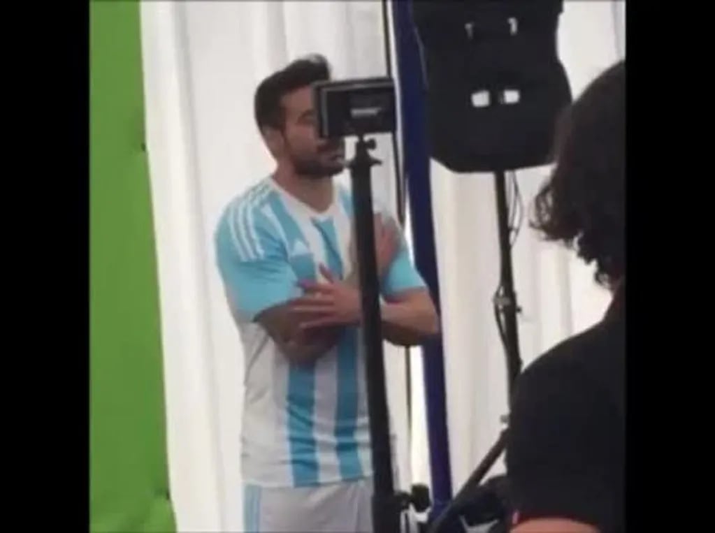 Las divertidas perlitas de Pocho Lavezzi grabando la presentación de la Selección para la Copa América