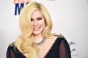 Avril Lavigne ahora se mueve en la alta sociedad
