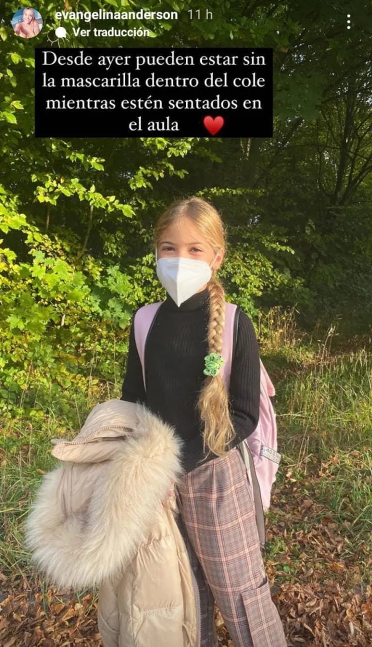 Evangelina Anderson compartió fotos de sus hijos yendo al colegio en Alemania con una novedad: "Sin mascarilla en el aula"