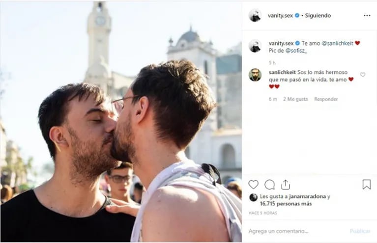 Benito Cerati presentó a su novio con una foto a los besos: "Te amo"
