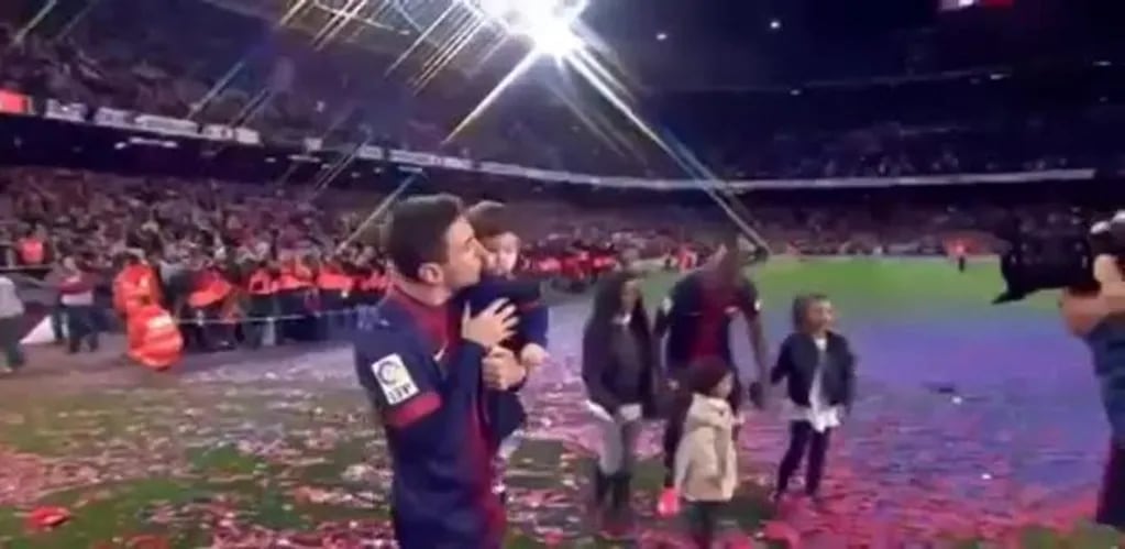 Lionel Messi  festejó en Barcelona junto a su hijo Thiago