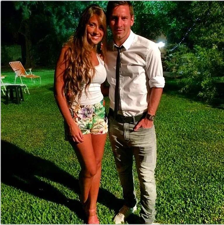 Antonella Roccuzzo y Lionel Messi en Rosario. (Foto: instagram.com/leomessi)