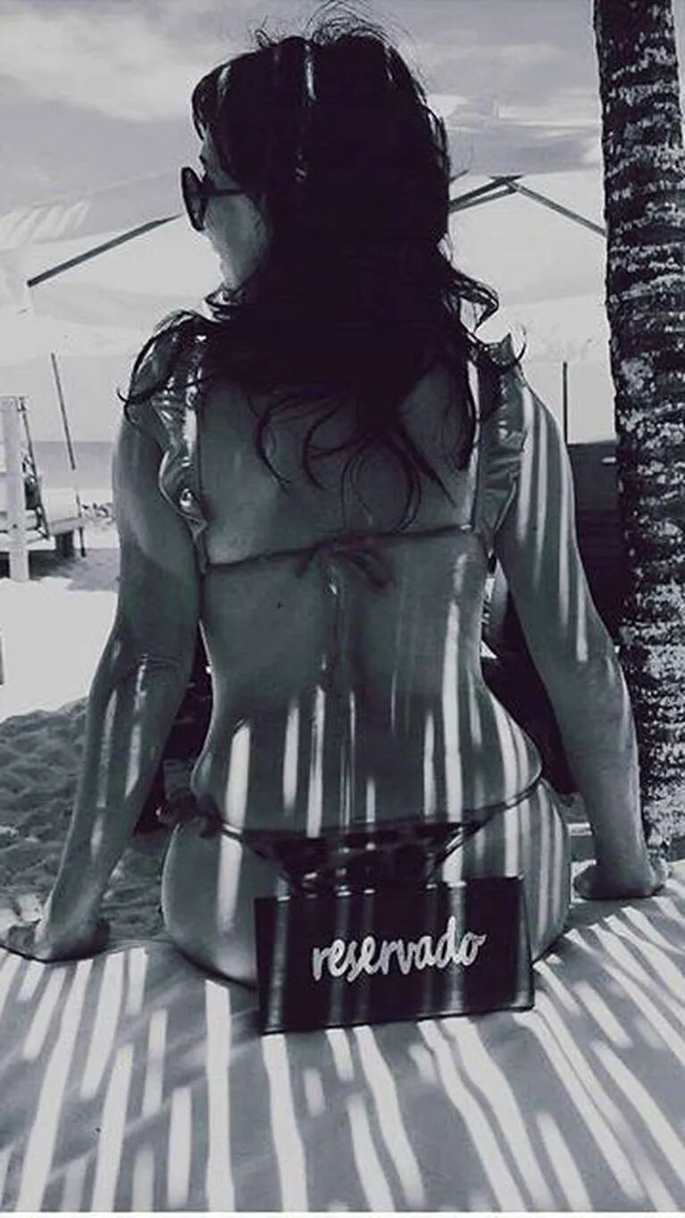 Jorgelina Aruzzi y la pícara foto de su cola en bikini en las playas de Brasil: "Reservado"