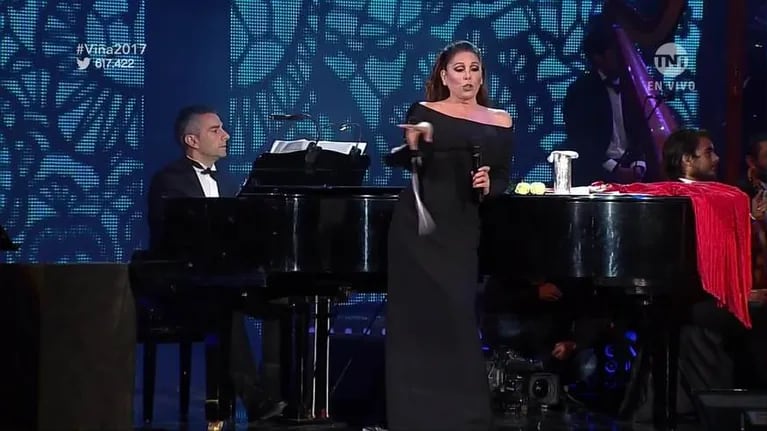 Isabel Pantoja pide un aplauso para Lali Espósito en el Festival de Viña del Mar: "Soy una gran admiradora tuya"