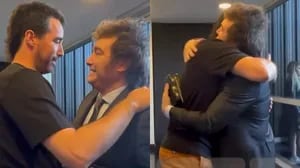Así llegó Javier Milei al programa de Mirtha Legrand: el cálido abrazo con Nacho Viale