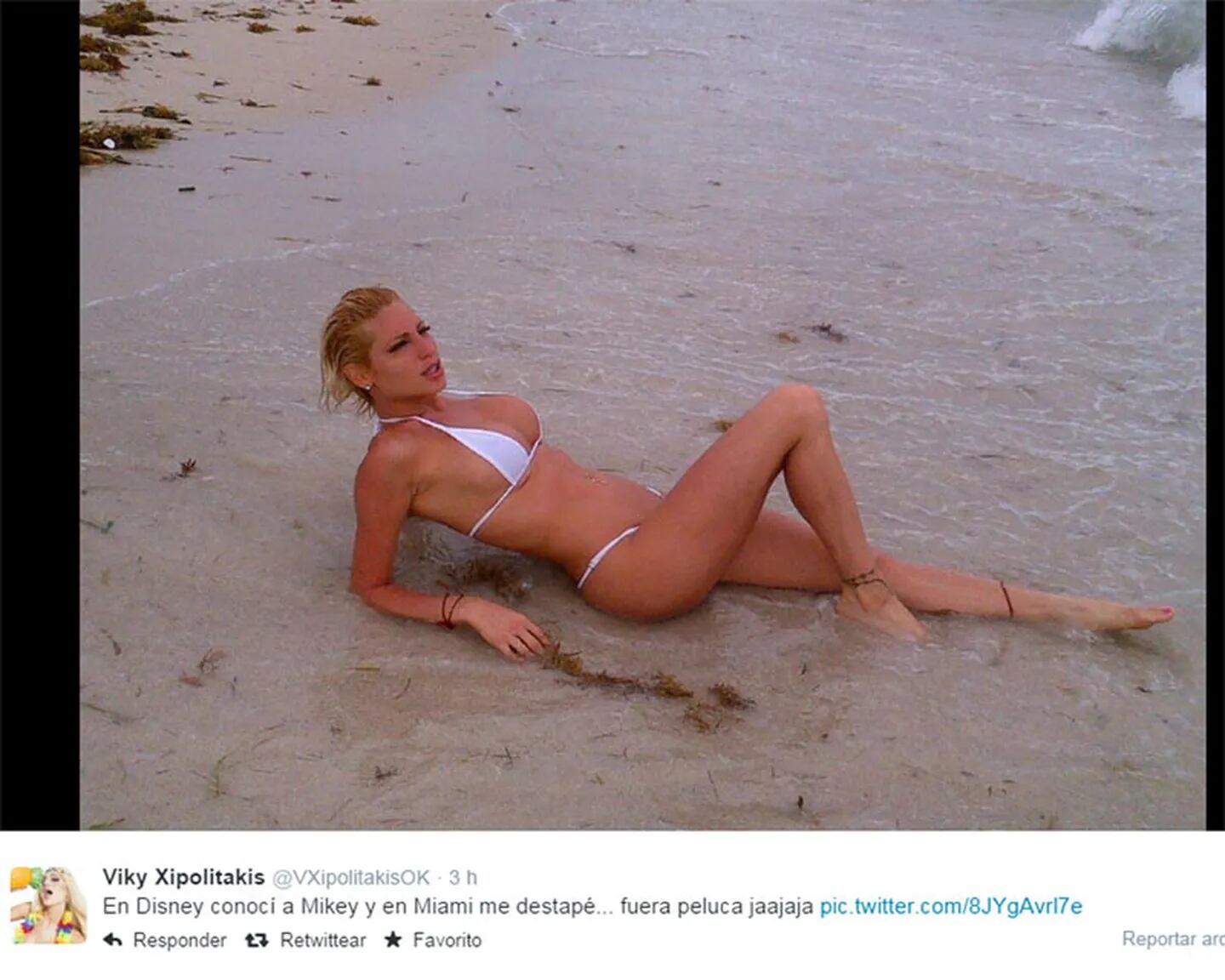 El destape de Vicky Xipolitakis en las playas de Miami (Foto: Twitter)