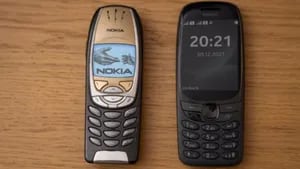 Nokia 6310 regresa de los años 2000 con botones más grandes, una pantalla más amplia y batería de larga duración. Foto: DPA.