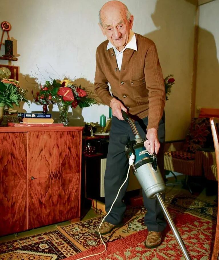 Murió el hombre más anciano del mundo: hace una semana había cumplido 114 años