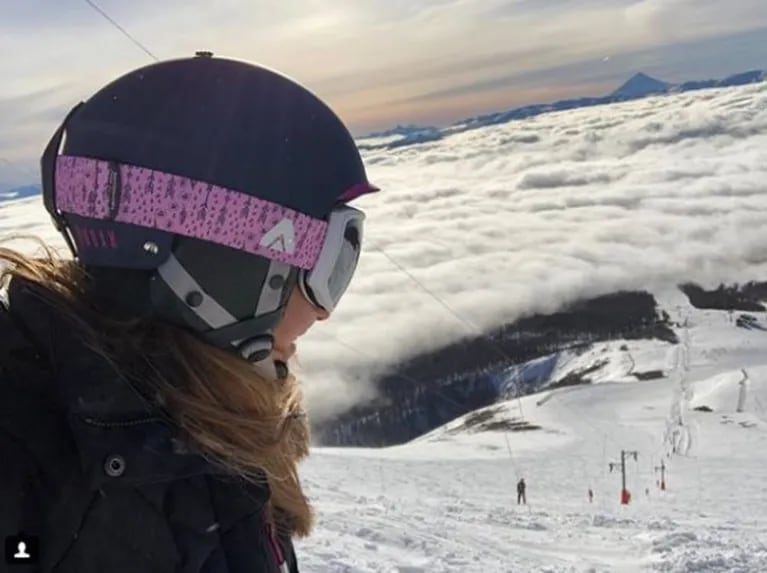 La estadía de Marcela Kloosterboer y su marido en San Martín de los Andes: "Pareja esquiadora"