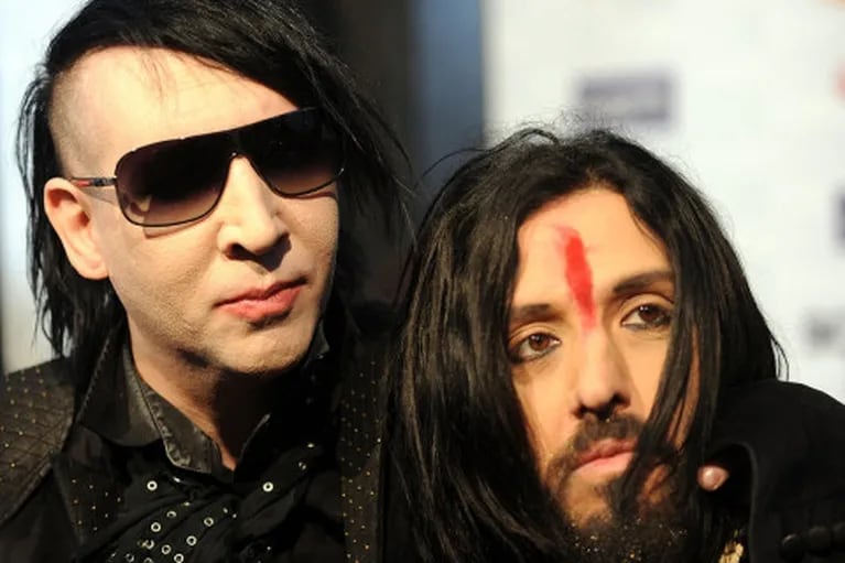Marilyn Manson despidió a su bajista tras fuerte denuncia de violación 
