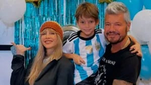 Marcelo Tinelli y Guillermina Valdés sorprendieron a su hijo Lolo con una torta mundialista inspirada en Lionel Messi.