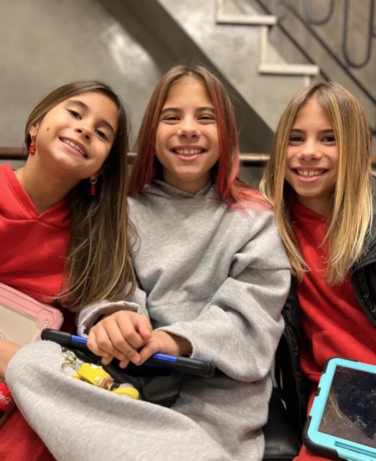 Cinthia Fernández llevó a sus hijas a teñirse el cabello a la peluquería: el antes y el después
