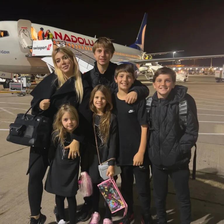 Wanda Nara viajó a Londres con sus hijos tras separarse de Mauro Icardi: "Vacaciones de Halloween"