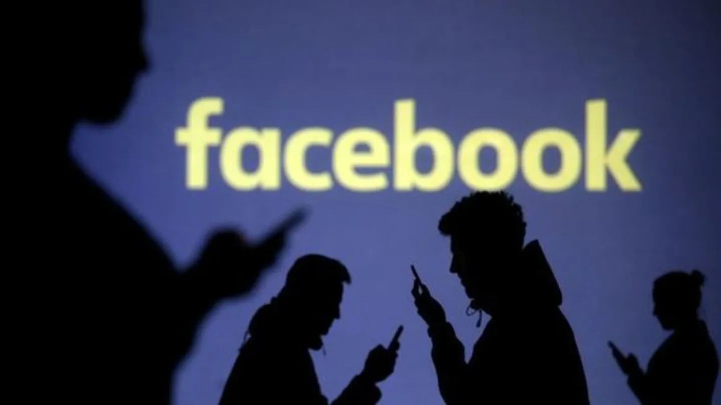 En octubre, Facebook eliminó cuentas y páginas por comportamiento inauténtico coordinado. Foto: Reuter.