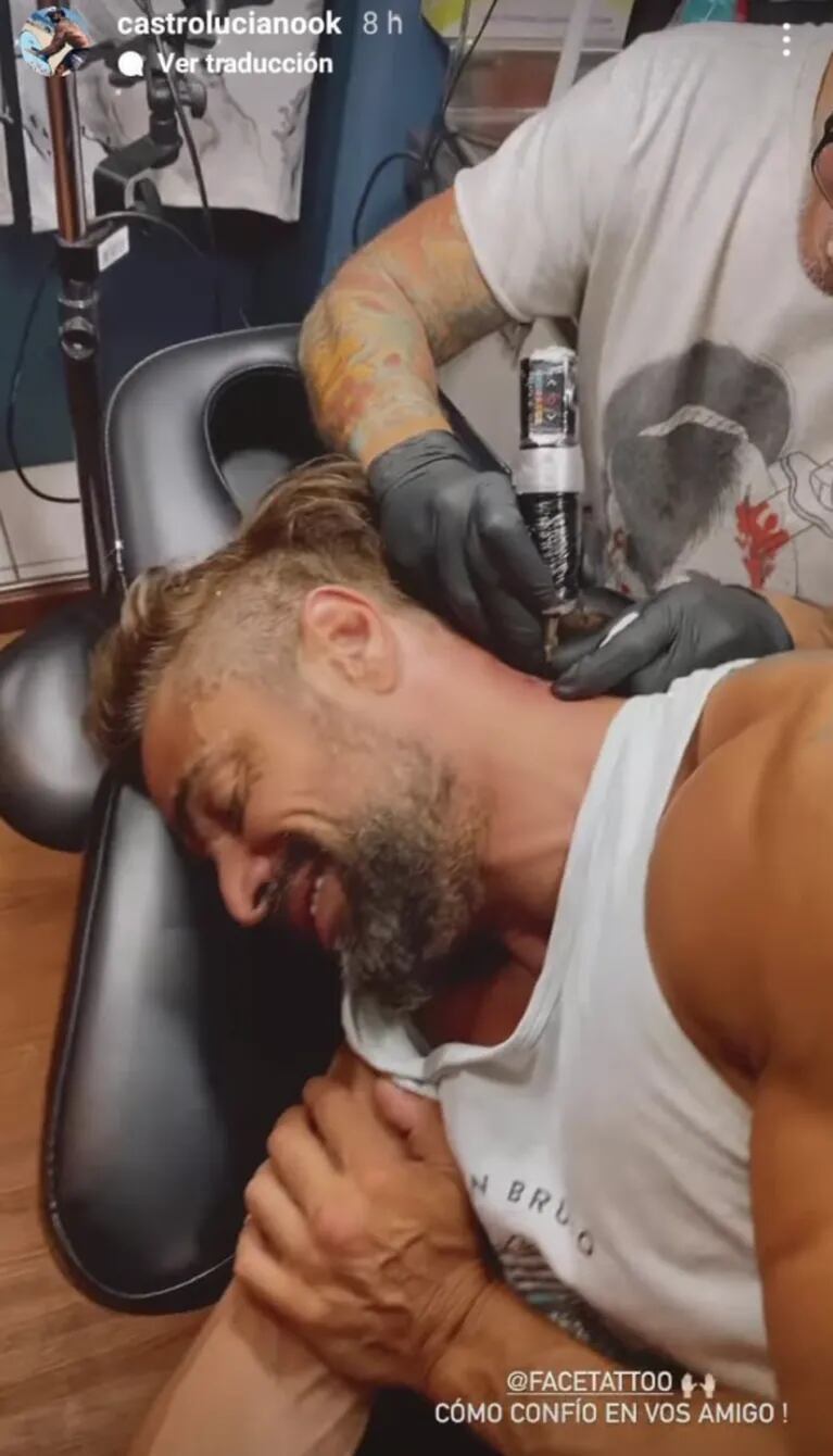 Luciano Castro se hizo un significativo tatuaje en la nuca: "Respira el momento"