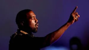 Kanye West le habría pagado a un empleado para que no filtrara unos comentarios antisemitas