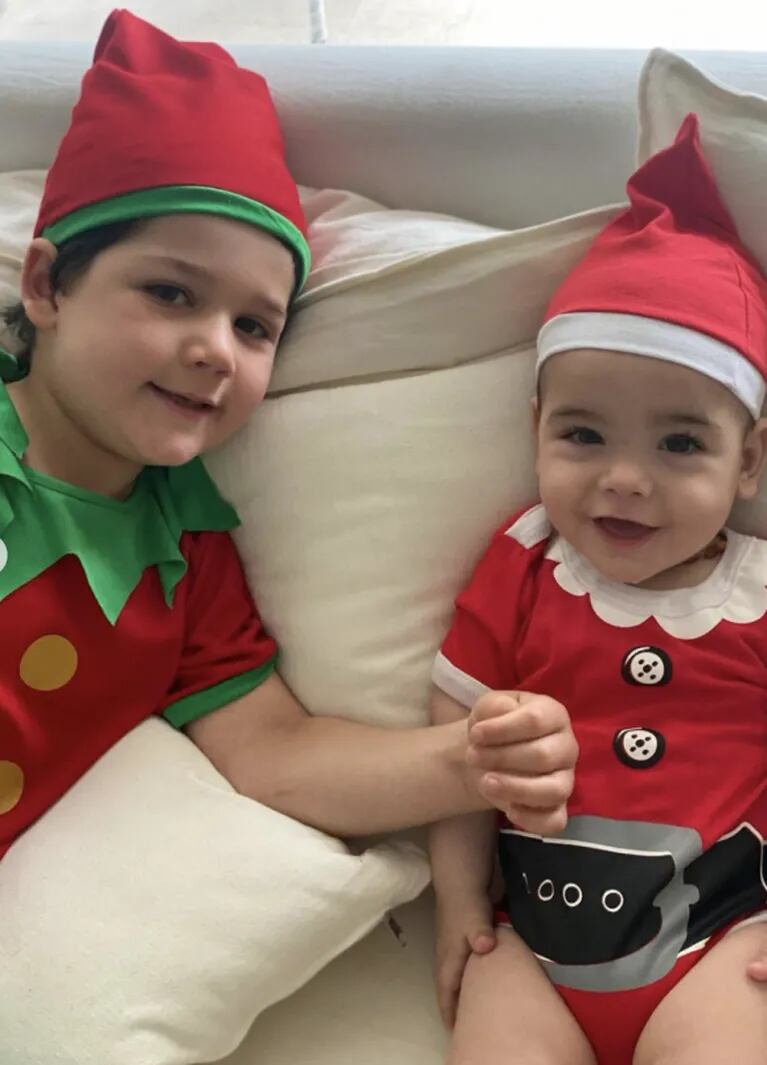 Juana Repetto compartió las fotos navideñas más tiernas de sus hijos 