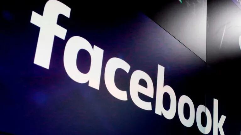 Facebook pone en prueba los grupos que violen las normas con sus contenidos. Foto: EP.