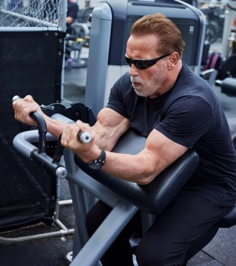 A sus 76 años, Arnold Schwarzenegger sigue siendo una de las grandes figuras del fisicoculturismo. Foto: Instagram @Schwarzenegger