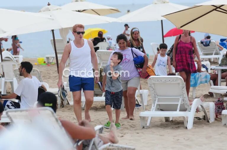 Martín Liberman y sus primeras vacaciones, tras la separación: días de playa junto a su hijo, Blas