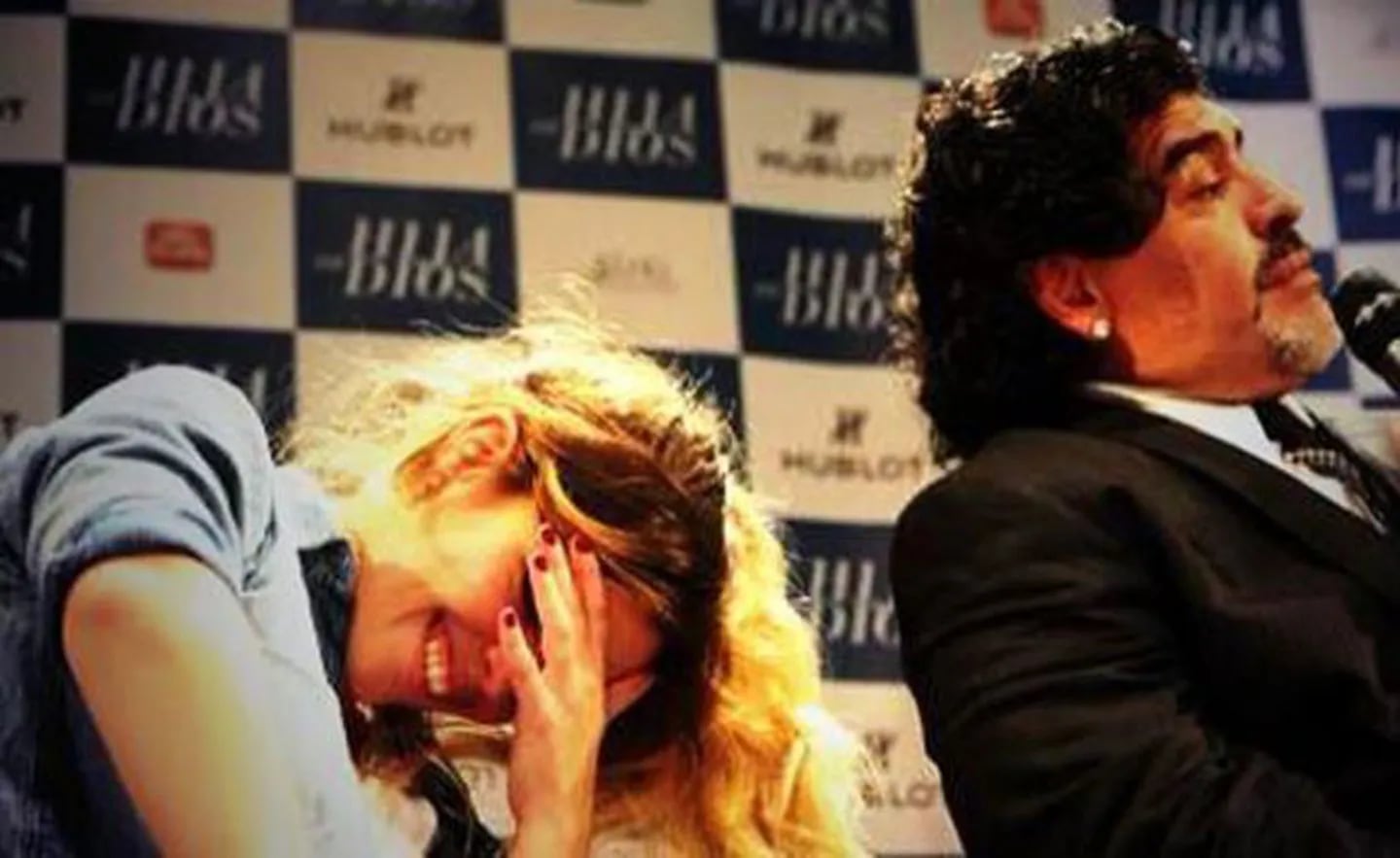 Los saludos de cumpleaños de Dalma y Gianinna a Diego Maradona (Foto: Twitter).