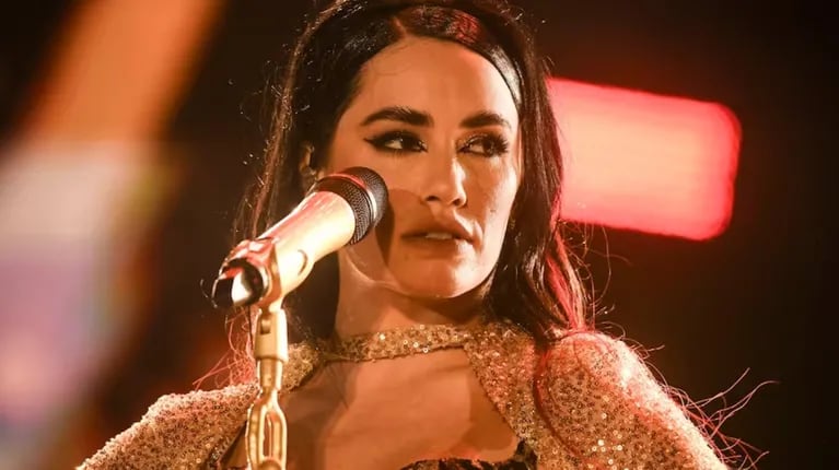 Lali Espósito cantó en el Cosquín Rock y lanzó una polémica frase: "Que si vivo del Estado"