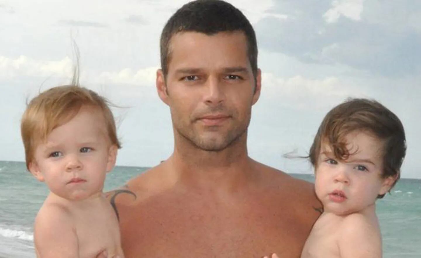 Ricky Martin, con sus gemelos, Matteo y Valentino. (Foto: Web)