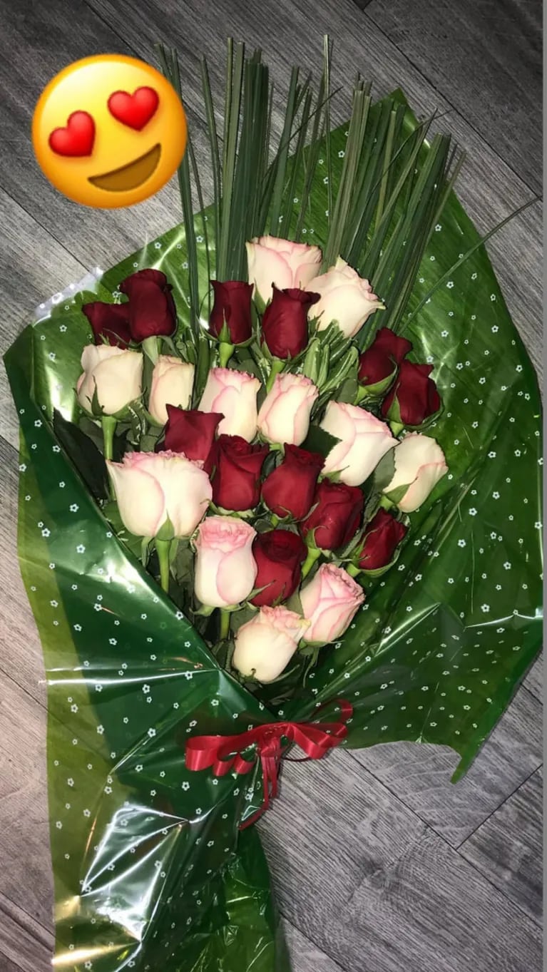 Virginia Gallardo habló de las flores que le envió un admirador secreto: "A toda mujer le seducen los halagos; yo amo las rosas, pero no sé quién es" 