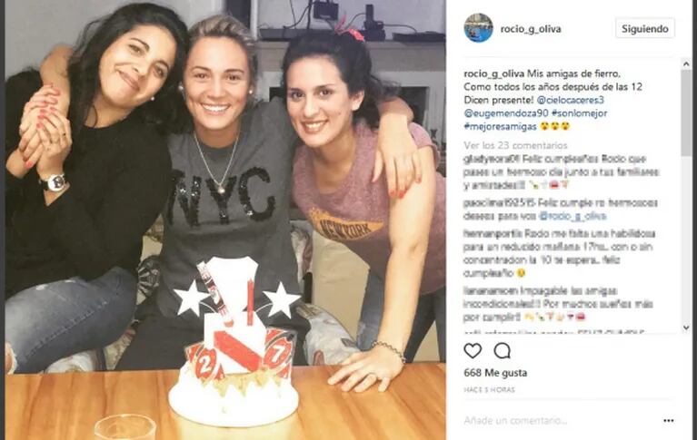 Rocío Oliva celebró sus 27 años... ¿con palito para Diego Maradona?: "Feliz por tener en mi cumple a las personas que más quiero en esta vida"