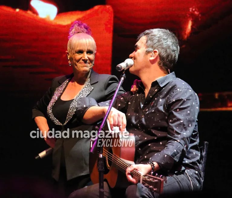 El show de Valeria Lynch y su pareja, Mariano Martínez de Attaque 77. Foto: Movilpress