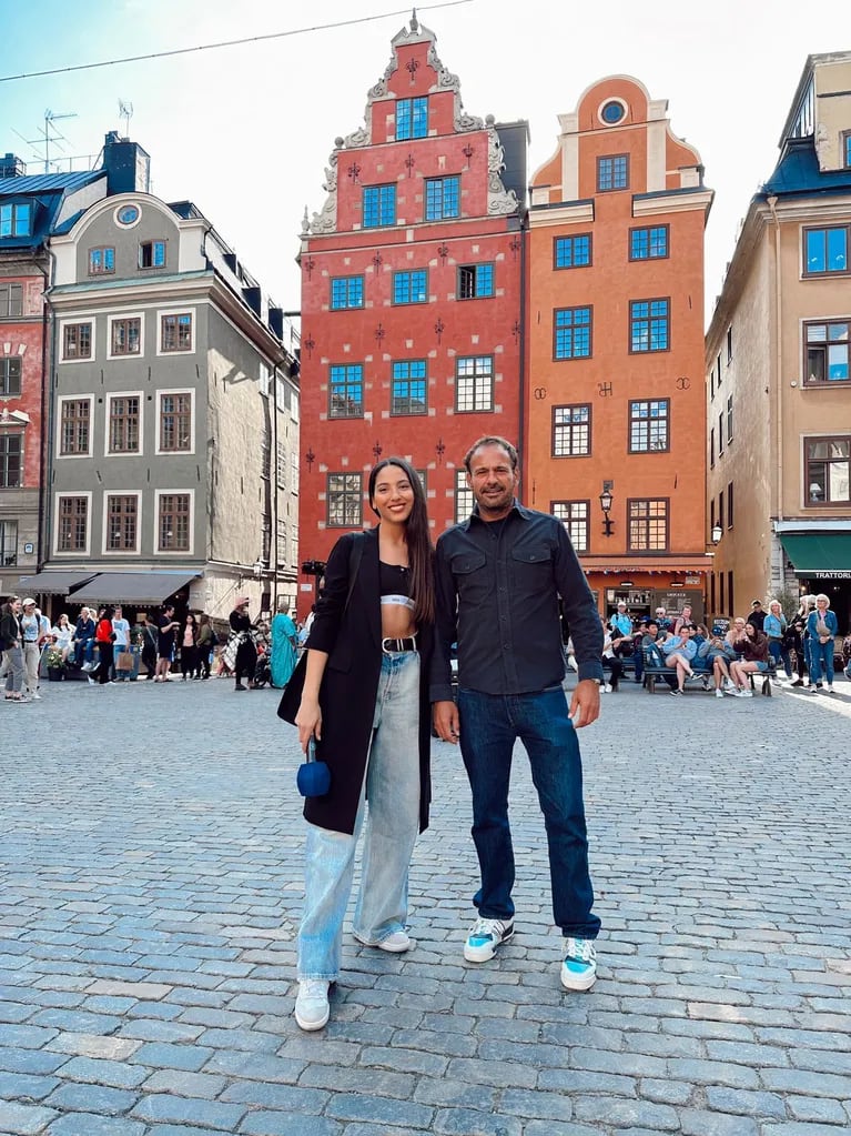Alexia y Eduardo en Gamla Stan, el casco antiguo de Estocolmo