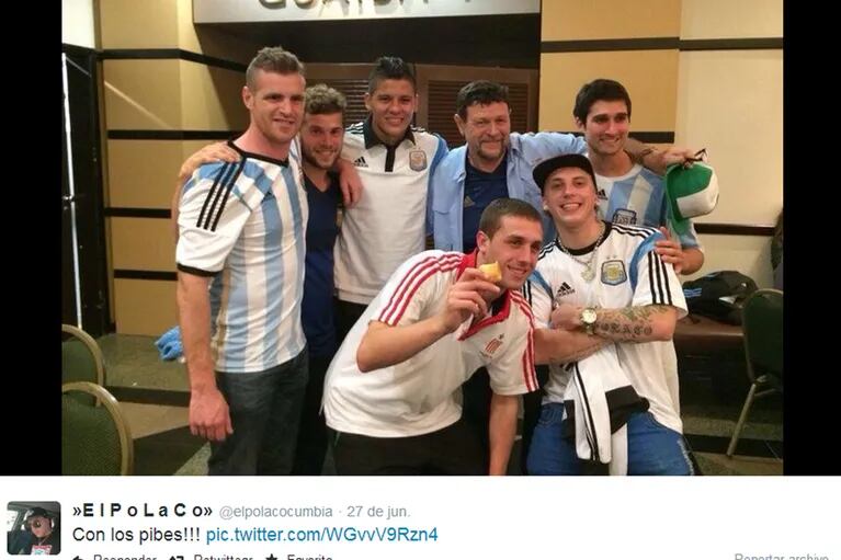 El Polaco junto a Marcos Rojo en el vestuario de la Selección. (Foto: Twitter)