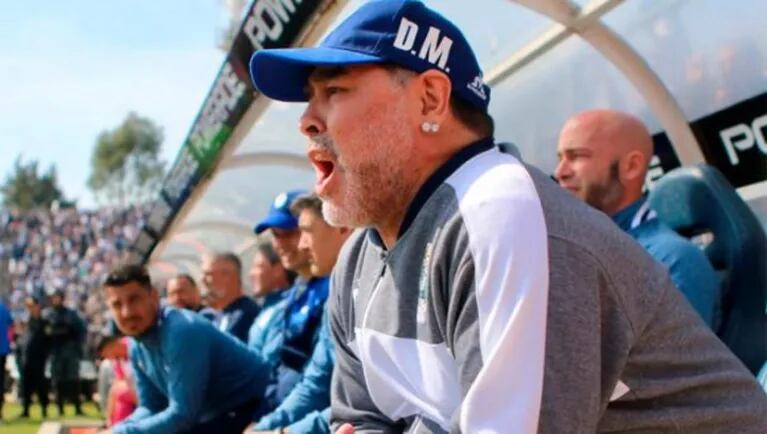 Gianinna Maradona le hizo "el aguante" a Diego en su debut como DT de Gimnasia: "Ahora soy hincha del Lobo"