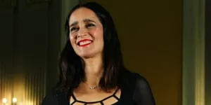  Julieta Venegas presentó una propuesta inédita en su primer sencillo