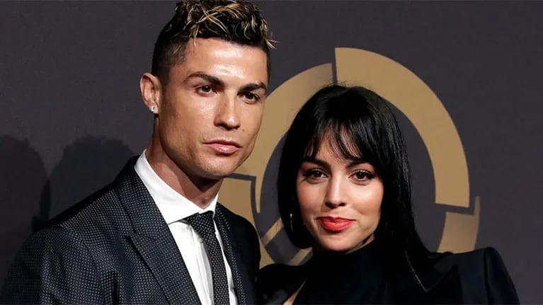 Cristiano Ronaldo y Georgina Rodríguez comunicaron la muerte de uno de los mellizos que esperaban.