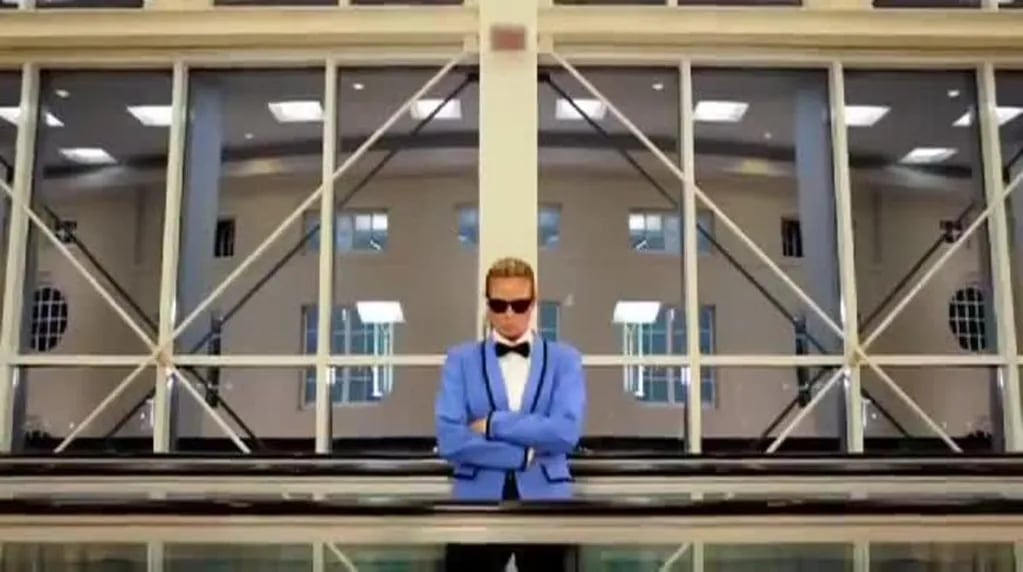 Heidi Klum baila el Gangnam Style