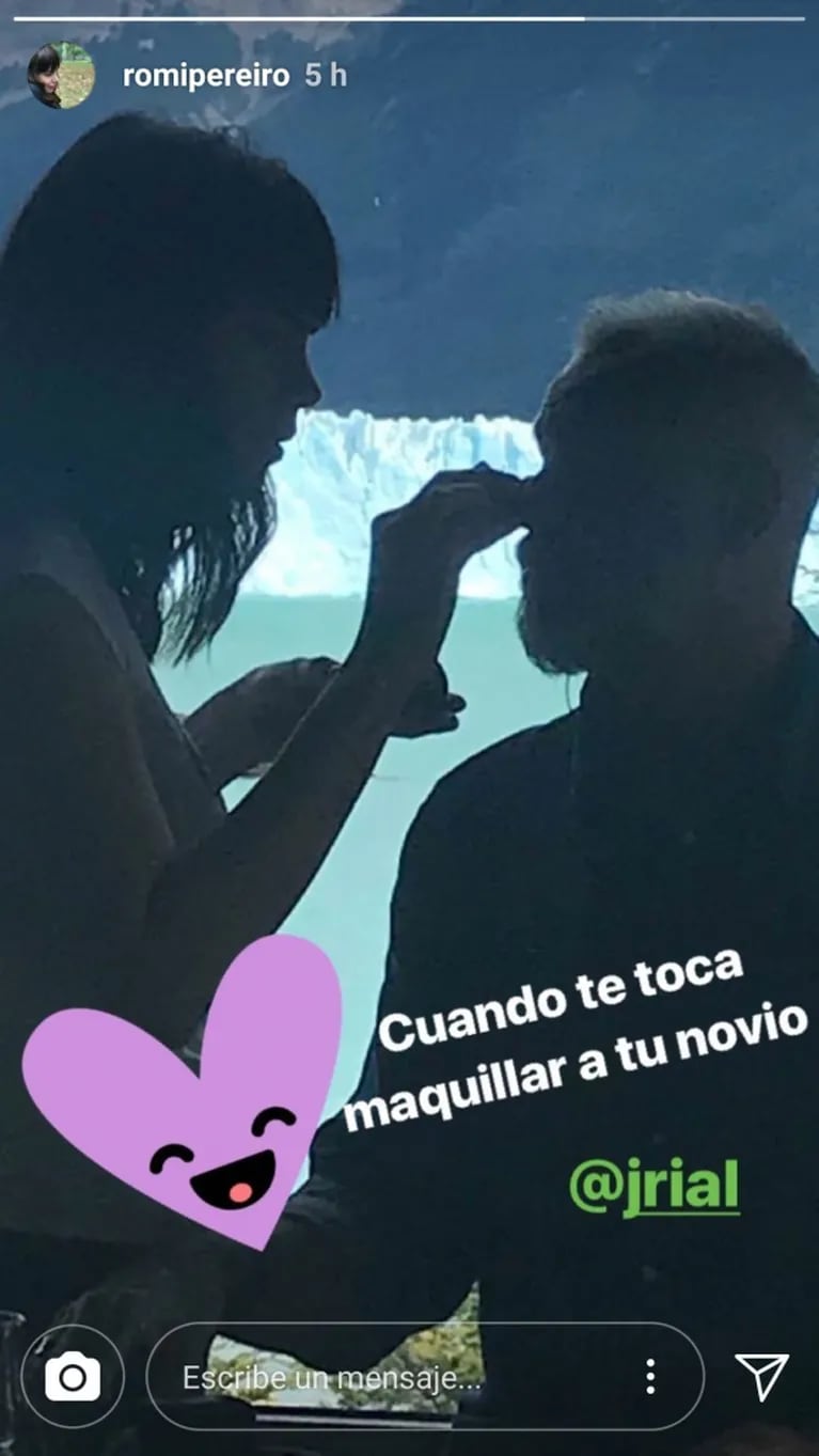 La divertida postal de Romina Pereiro con Jorge desde El Calafate... ¡antes de que Rial salga al aire!: "Cuando te toca maquillar a tu novio"