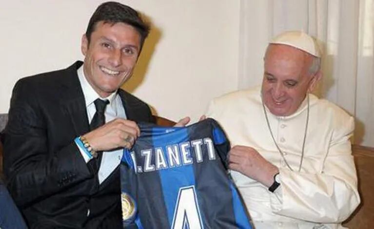 La reunión entre el Pupi Zanetti y el papa (Foto: Web).