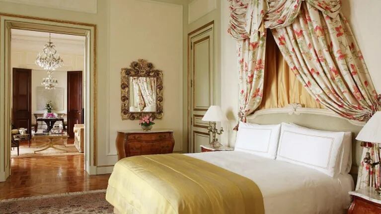 La majestuosa habitación en la que Pampita pasará su noche de boda: una jornada cuesta diez mil dólares