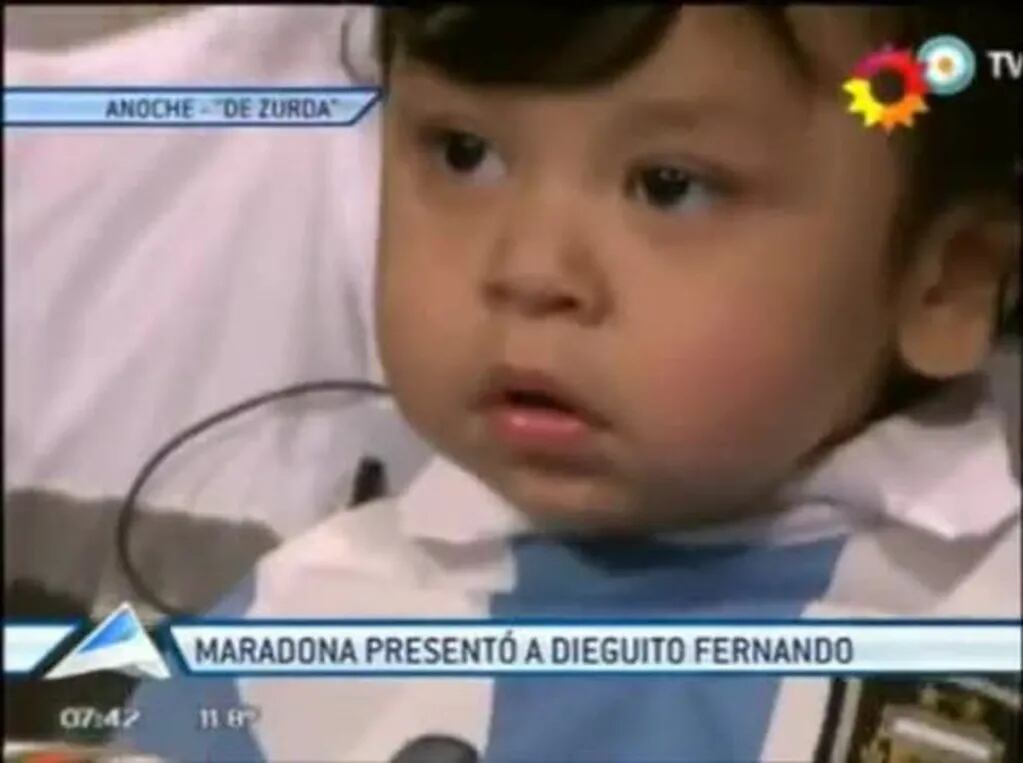 Diego Maradona, se mostró por primera vez con su hijo Dieguito Fernando: risas y mimos en cámara