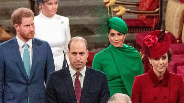 El príncipe William niega que la familia real sea racista