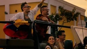 Carlos Vives y el dúo Mau y Ricky suman sus talentos en un nuevo sencillo