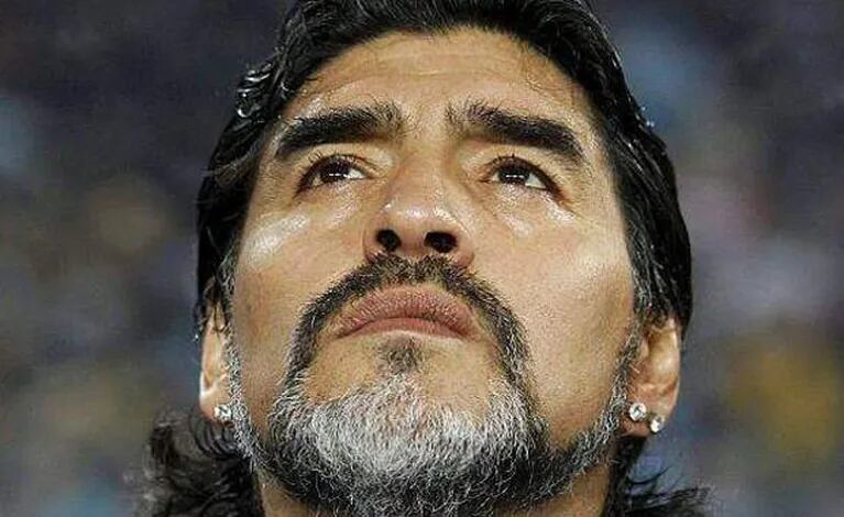 Diego Maradona debió ser internado de urgencia por un cólico renal (Foto: Web). 
