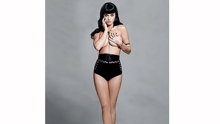 Katy Perry realiza un topless para Esquire