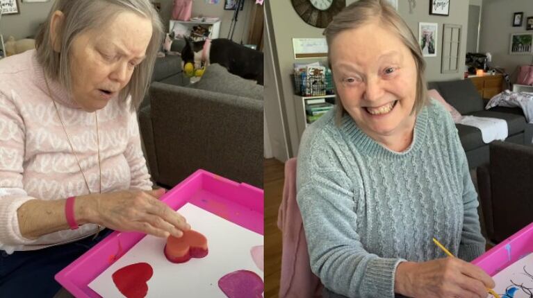 ​ Hacer manualidades hace que esta mujer con demencia recupere la sonrisa