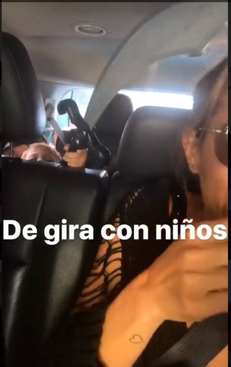 A Jimena Barón la acusaron de viajar sin el cinturón de seguridad ¡y ella aclaró los tantos!: "Estoy sentada atrás y no se ve por la remera negra" 