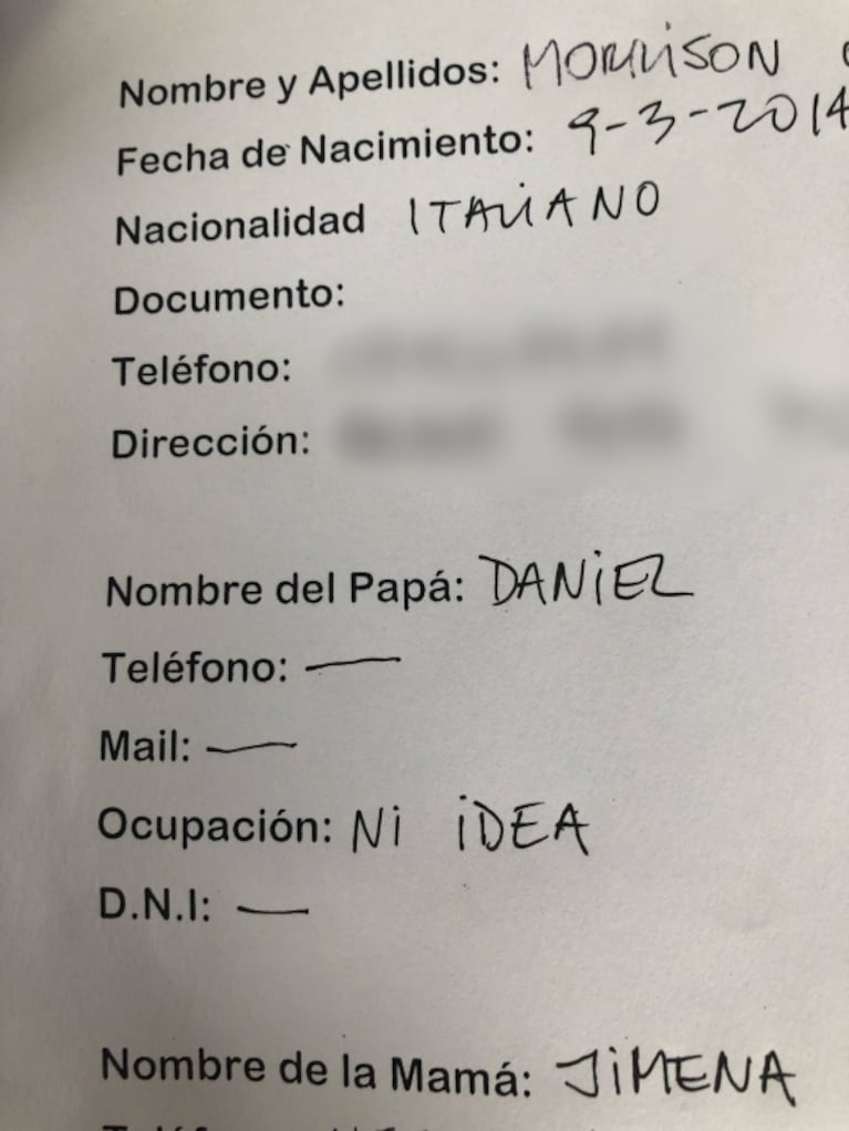 A Jimena Barón le pidieron los datos del padre de Momo para el jardín... ¡y mirá qué puso de Daniel Osvaldo!